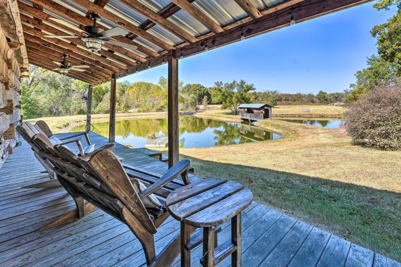 Unique Loft Cabin Fire Pit And Fishing Access! Bells Buitenkant foto