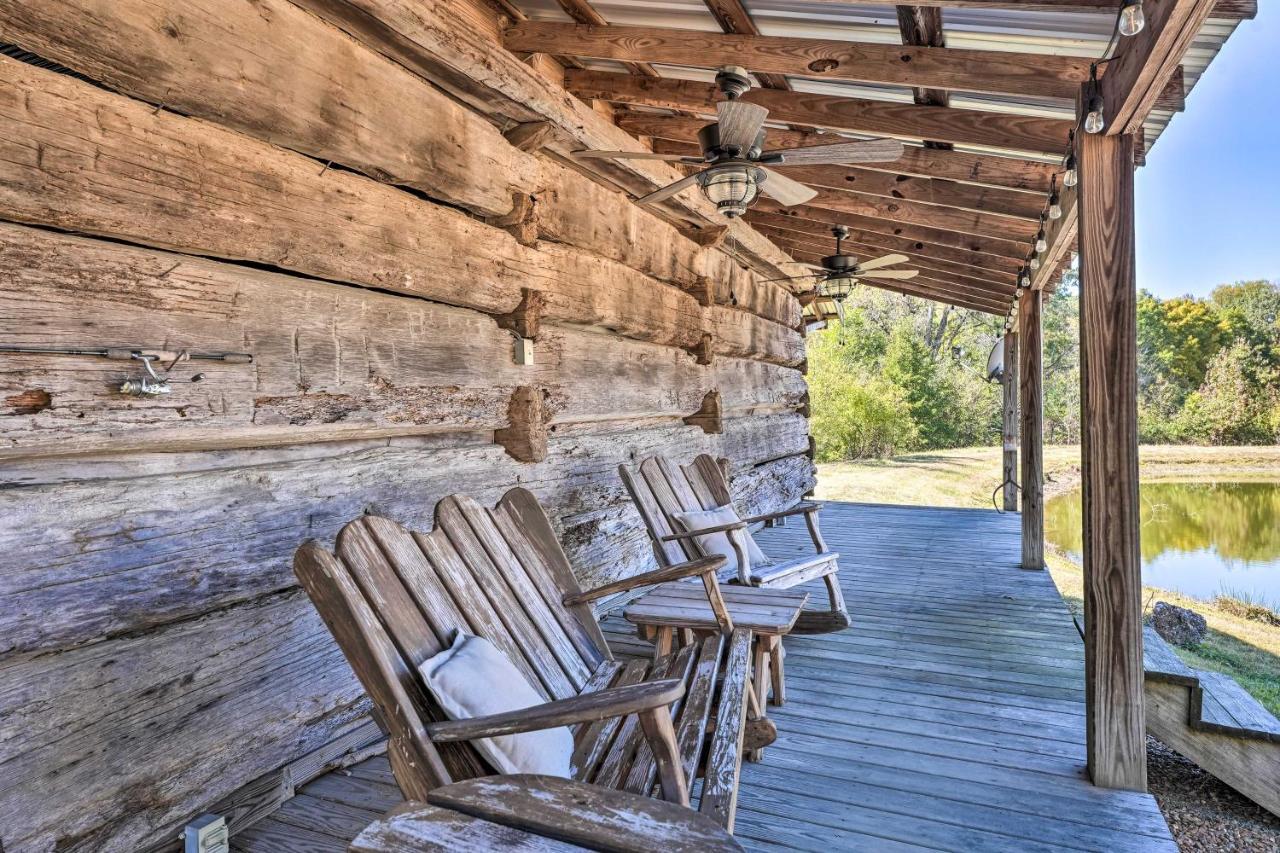 Unique Loft Cabin Fire Pit And Fishing Access! Bells Buitenkant foto