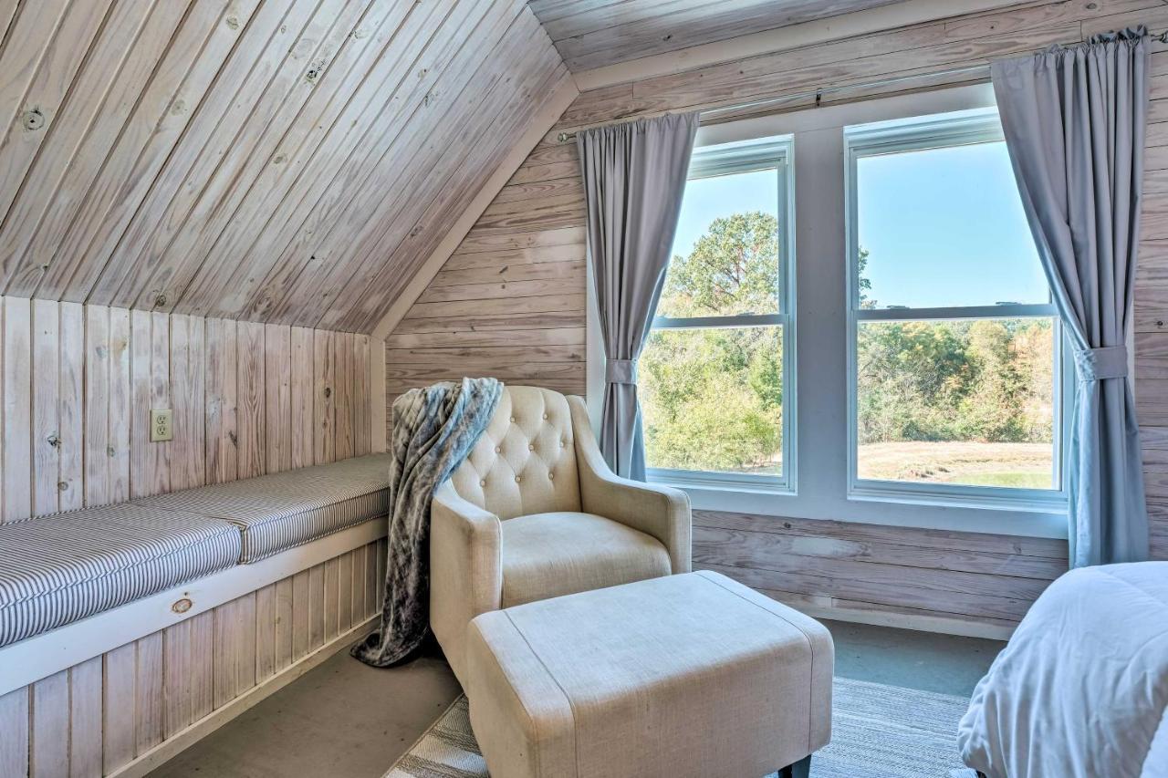 Unique Loft Cabin Fire Pit And Fishing Access! Bells Buitenkant foto